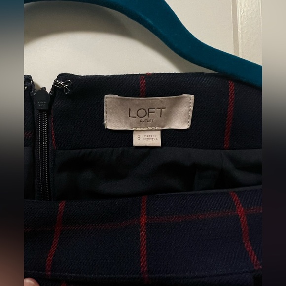 LOFT Work Skirt - Picture 4 of 8